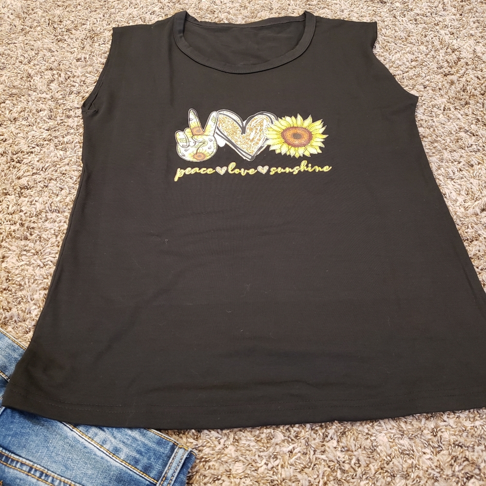 Distressed sunflower jeans with matching tank - Picture 10 of 11